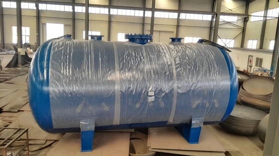中国 横のタイプ炭素鋼10トンの泡の圧力容器タンク サプライヤー