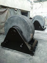 中国 ドックのためのローラーの車輪のタイプ海洋のゴム製フェンダーのドラム舵のFendering サプライヤー
