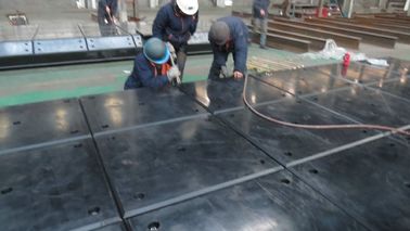 UPE プラスチック UHMWPE のフェンダーは 1690×1760mm PE の HDPE 反衝突板にパネルをはめます サプライヤー