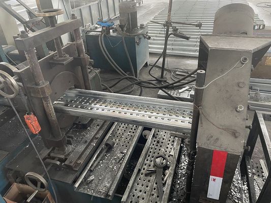 鉄筋鋼製のスキャッパリング板 スプリングボード 耐腐食 サイズ調整可能 サプライヤー